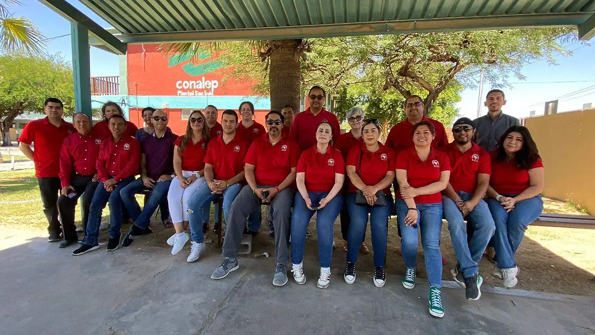 Este día, trabajadores sindicalizados del Conalep permanecerán en las afueras del plantel educativo de las 7 a las 19 horas